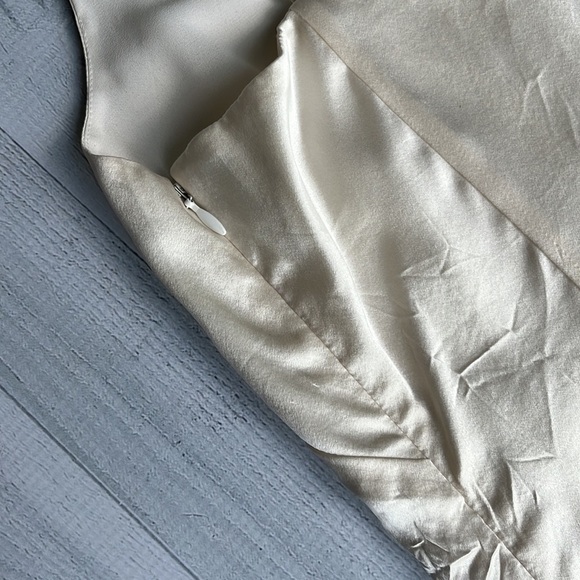 Banana Republic 100% Silk Floral Spaghetti Strap Tank Top S - Picture 9 of 9